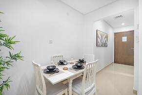 Serene Studio in Botanica JVC Perfect for Three
