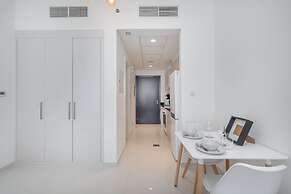 Majestic Studio in Damac Carson C