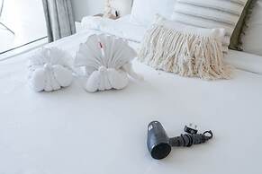 Majestic Studio in Damac Carson C