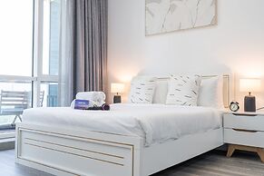 Stylish Studio Apartment in Tecom s Prime Location