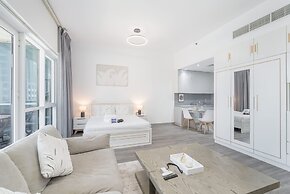 Stylish Studio Apartment in Tecom s Prime Location