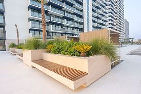 Lovely Apartment in Binghatti Corner That Sleeps 4