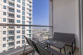 Gorgeous 1 Bedroom in DEC Tower With Marina Views