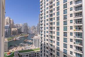 Gorgeous 1 Bedroom in DEC Tower With Marina Views