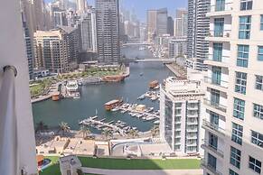 Gorgeous 1 Bedroom in DEC Tower With Marina Views