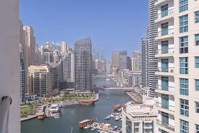 Gorgeous 1 Bedroom in DEC Tower With Marina Views