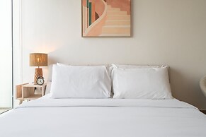 An Exceptional Studio in JVC That Sleeps 2