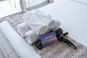 An Exceptional Studio in JVC That Sleeps 2
