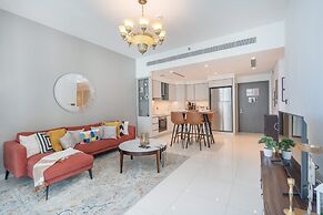 Mesmerizing 2BR in Emaar Beachfront With Sea Views