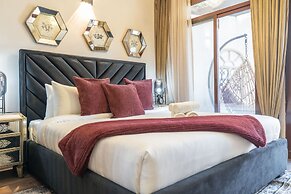 Extravagant Studio Stay for 2 in JVC