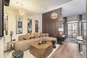 Extravagant Studio Stay for 2 in JVC