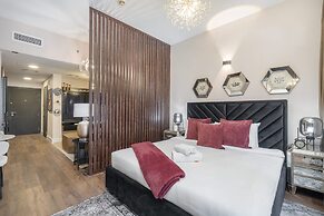 Extravagant Studio Stay for 2 in JVC