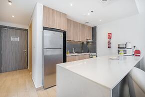 Stunning Studio in Regina Tower With Five Hotel View