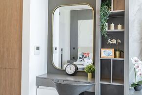 A Prime Studio That Sleeps 2 in Jebel Ali
