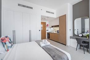 A Prime Studio That Sleeps 2 in Jebel Ali