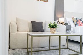 A Prime Studio That Sleeps 2 in Jebel Ali