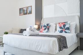 A Prime Studio That Sleeps 2 in Jebel Ali