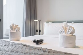 Modern and Stunning Studio in MAG 910 MBR City