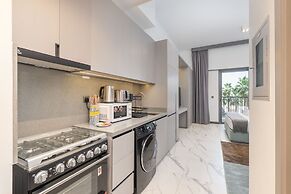 Modern and Stunning Studio in MAG 910 MBR City