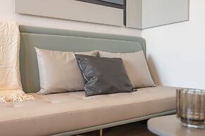 Modern and Stunning Studio in MAG 910 MBR City
