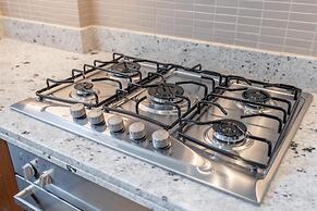 Gorgeous 1 Bedroom in Boulevard Point With City Views