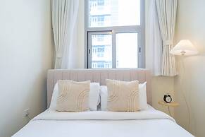 Lovely and Spacious 1BR in DEC Tower Near Marina Walk