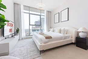 An Eye-captivating Studio in Living Garden 2
