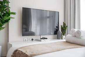 An Eye-captivating Studio in Living Garden 2