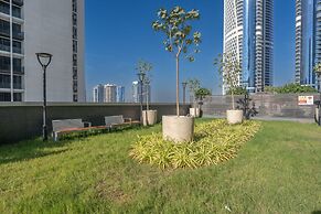 1 Bedroom in Nobles Tower With Burj Khalifa Views
