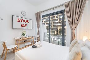 Peaceful Studio in Azizi Riviera 38 With Pool View