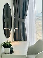 Majestic Studio in Bloom Tower C Perfect for 2