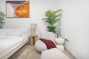 A Spectacular Studio in Azizi Riviera 1
