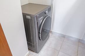 Magnificent 1 BR Apt Situated on a Prime Location