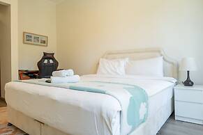 Magnificent 1 BR Apt Situated on a Prime Location