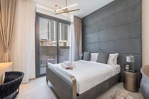 A Premium and Modern Studio in The Autograph JVC