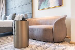A Premium and Modern Studio in The Autograph JVC