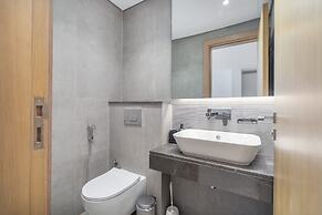 Lovely and Spacious 1 BR in Divine Residences