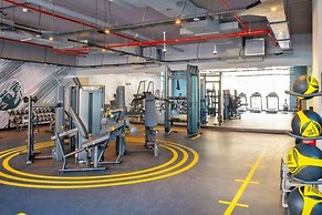 Sleek 1 Bedroom in Studio One With Great Amenities
