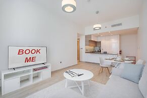 Sleek 1 Bedroom in Studio One With Great Amenities