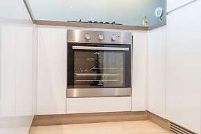 Sleek 1 Bedroom in Studio One With Great Amenities