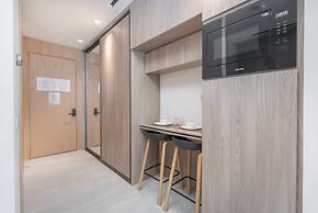 Spectacular Getaway in This Studio in The Autograph