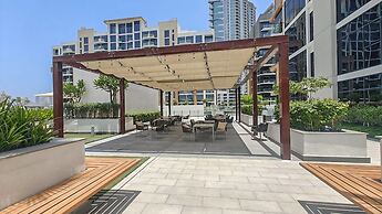 Elegant Studio With Garden in Meydan - Dubai