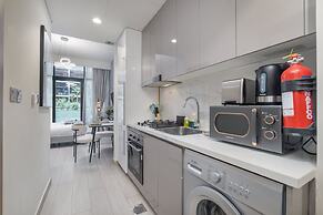 Elegant Studio With Garden in Meydan - Dubai