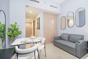 Elegant Studio With Garden in Meydan - Dubai