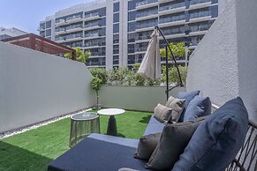 Elegant Studio With Garden in Meydan - Dubai