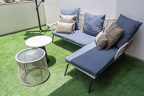 Elegant Studio With Garden in Meydan - Dubai
