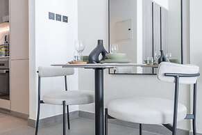 Chic Studio in Oxford Terraces With Pool Gym