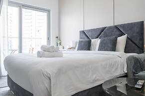 An Oasis in Bella Rose and Sleeps 2