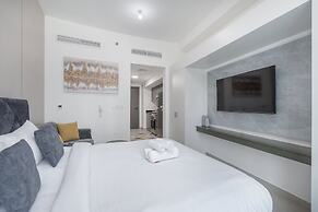An Oasis in Bella Rose and Sleeps 2