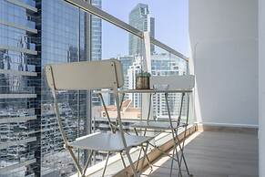 Modern 1-bed With Partial Sea Marina View